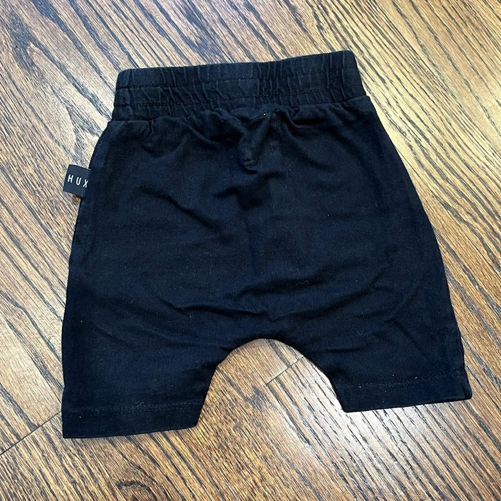 Huxbaby Black Shorts - size 3-6 months - Picture 4 of 8